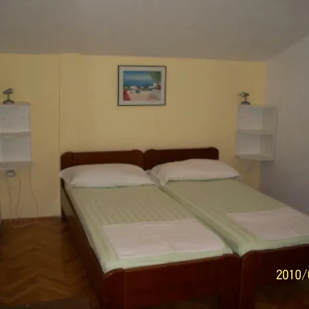 Guest house Surlin *