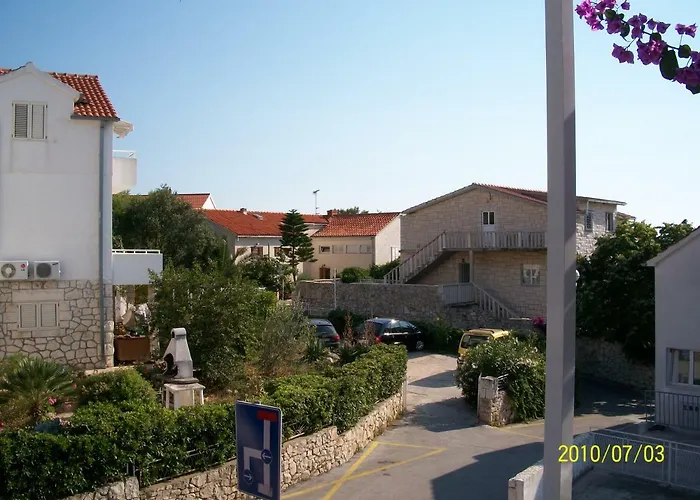 Surlin 3* Hvar Town